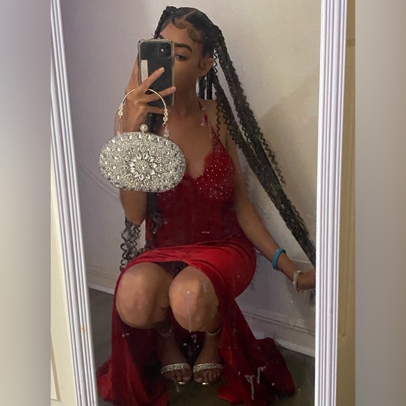 Red Velvet dress for prom(ended up not going). It was size 2, got taken in . - Picture 4 of 10